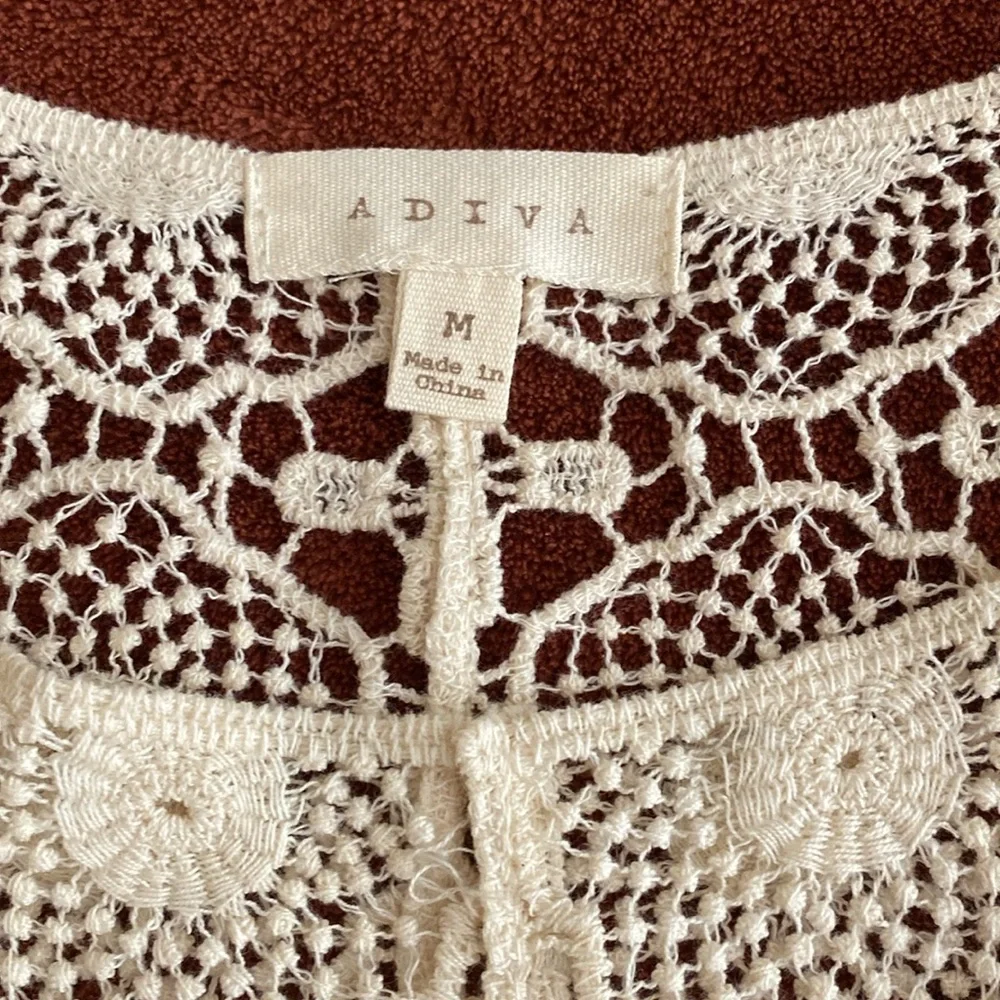 Crocheted Top With Attached Shell - Picture 4 of 10